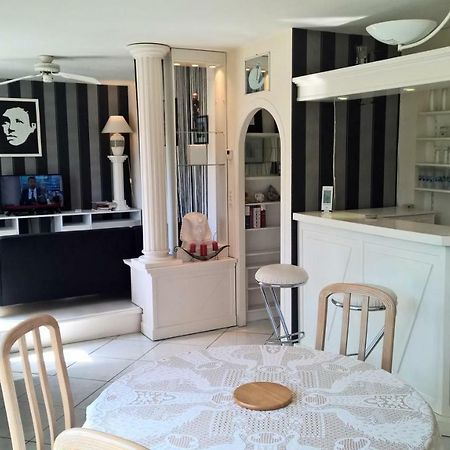 Apartmán Le Bois Bryas Revin  Exteriér fotografie